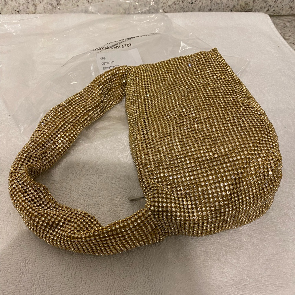 NWT URBAN OUTFITTERS KIMCHI BLUE GOLD DIAMOND BAG. 10x6. Zip closure.